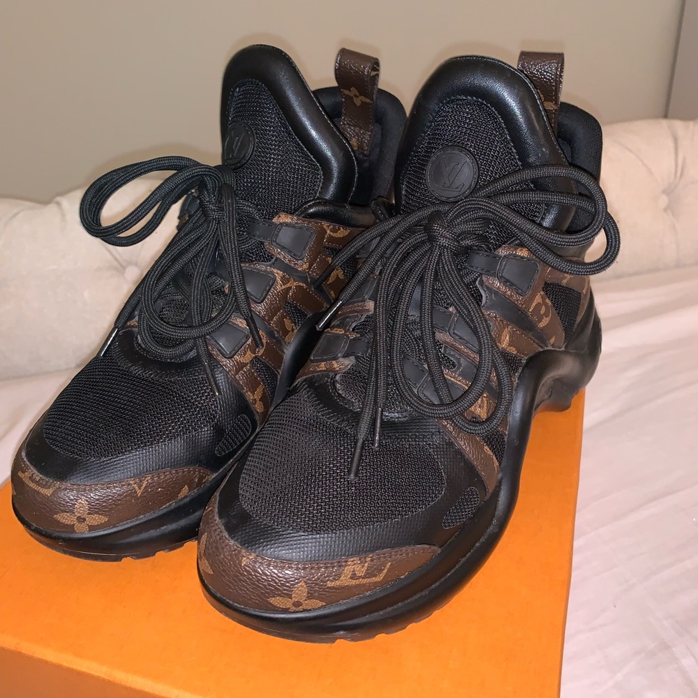 Louis Vuitton Arch Light Sneakers